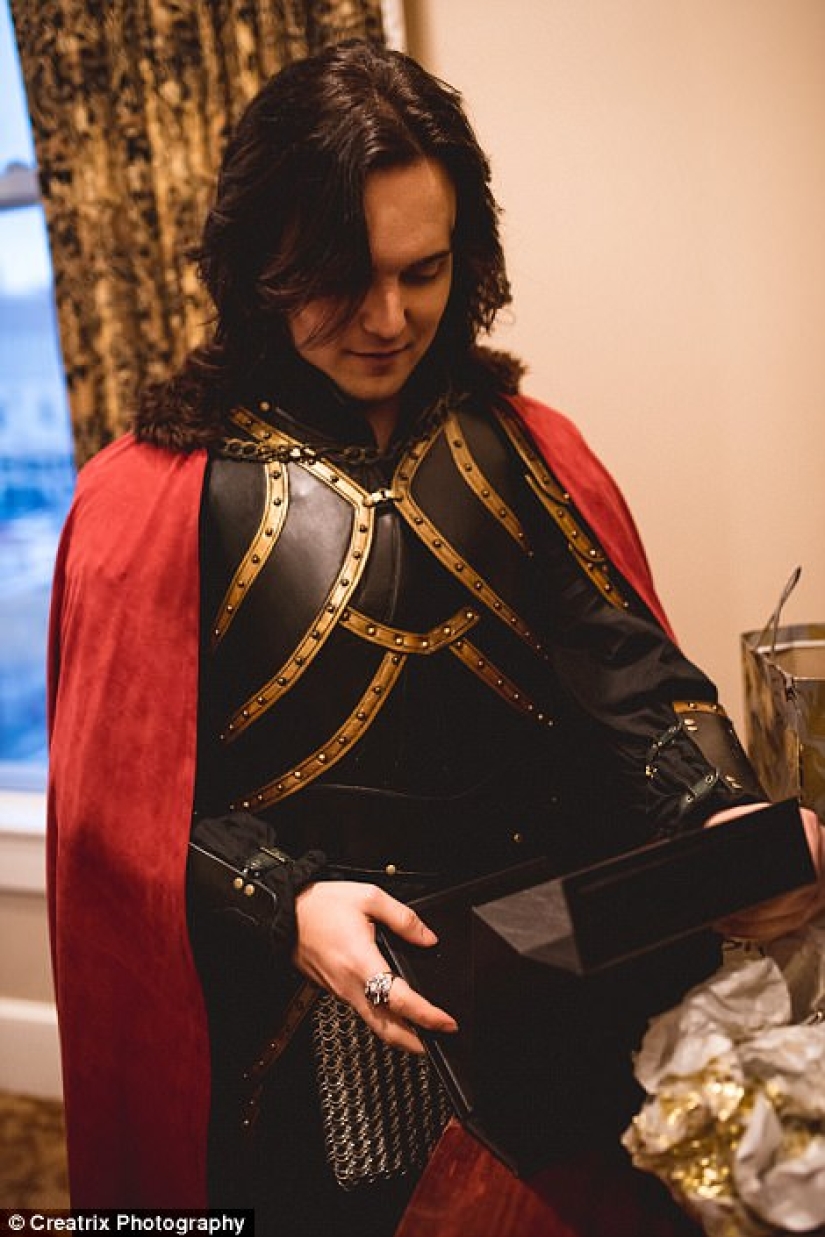 And death will not separate: a couple obsessed with vampires arranged a wedding for 120 thousand dollars