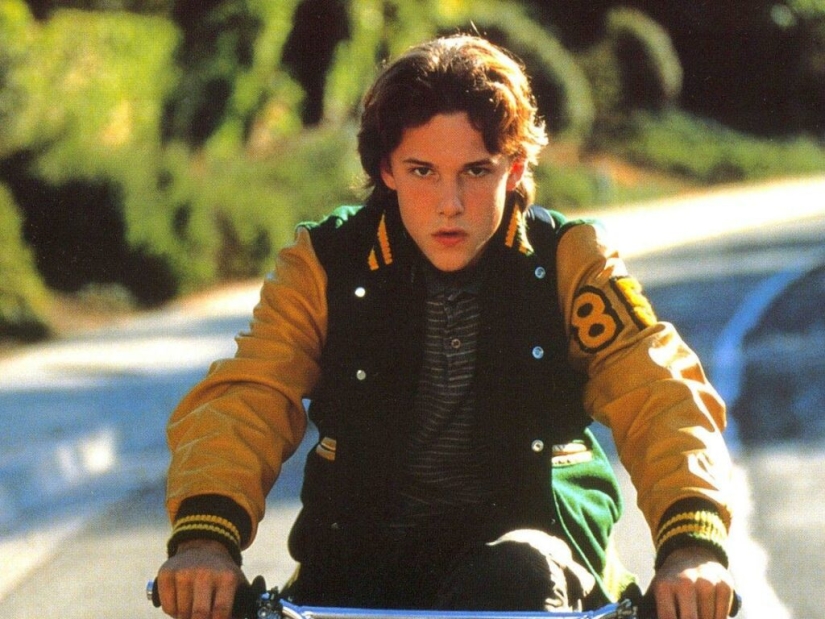 Angus Cloud and 9 other young actors who died before they reached the age of 26
