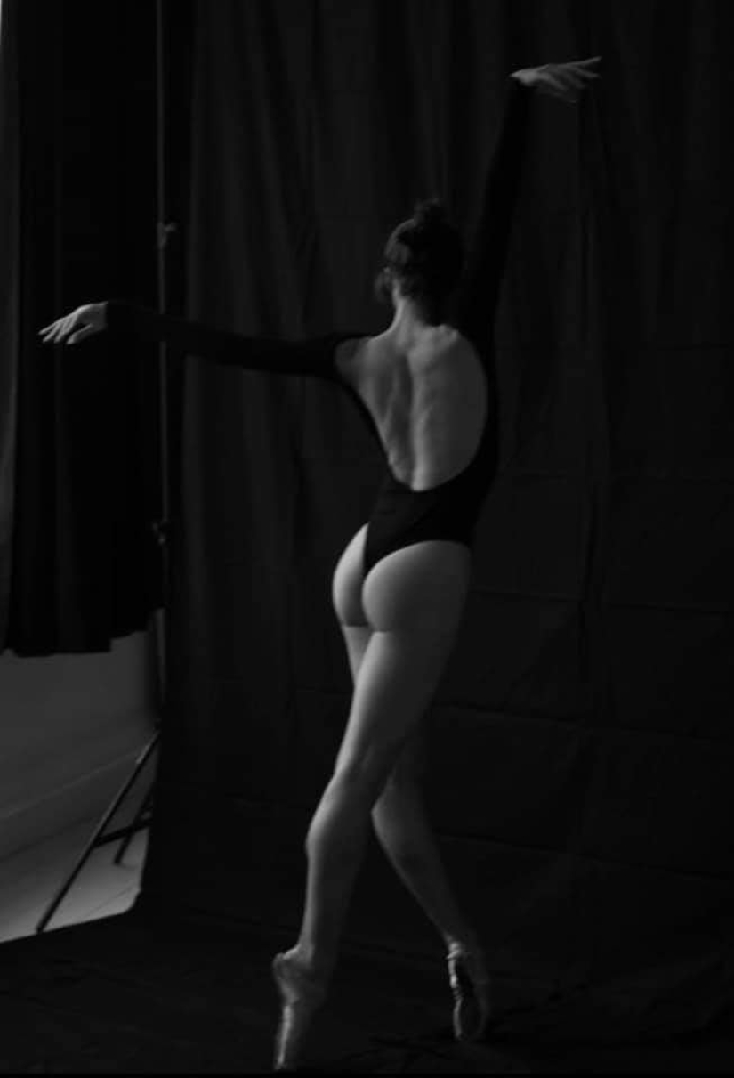 Anita Pudikova-prototipo de las gemelas del juego Atomic Heart Anita Pudikova-prototipo de las gemelas del juego Atomic Heart