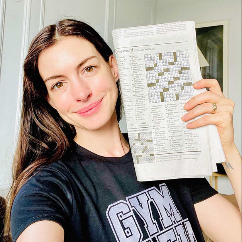 Anne Hathaway Claps Back To All People Saying She Looks “Really Good” For A 40-Year-Old