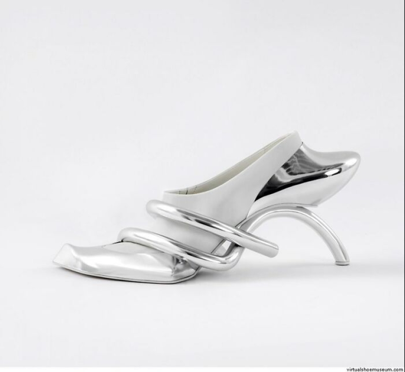 Aquí están los diseños de zapatos más extraordinarios del mundo, compartidos en el museo virtual de zapatos por Liza Snook