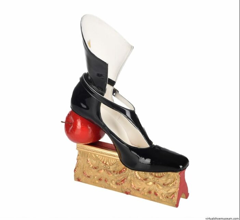 Aquí están los diseños de zapatos más extraordinarios del mundo, compartidos en el museo virtual de zapatos por Liza Snook