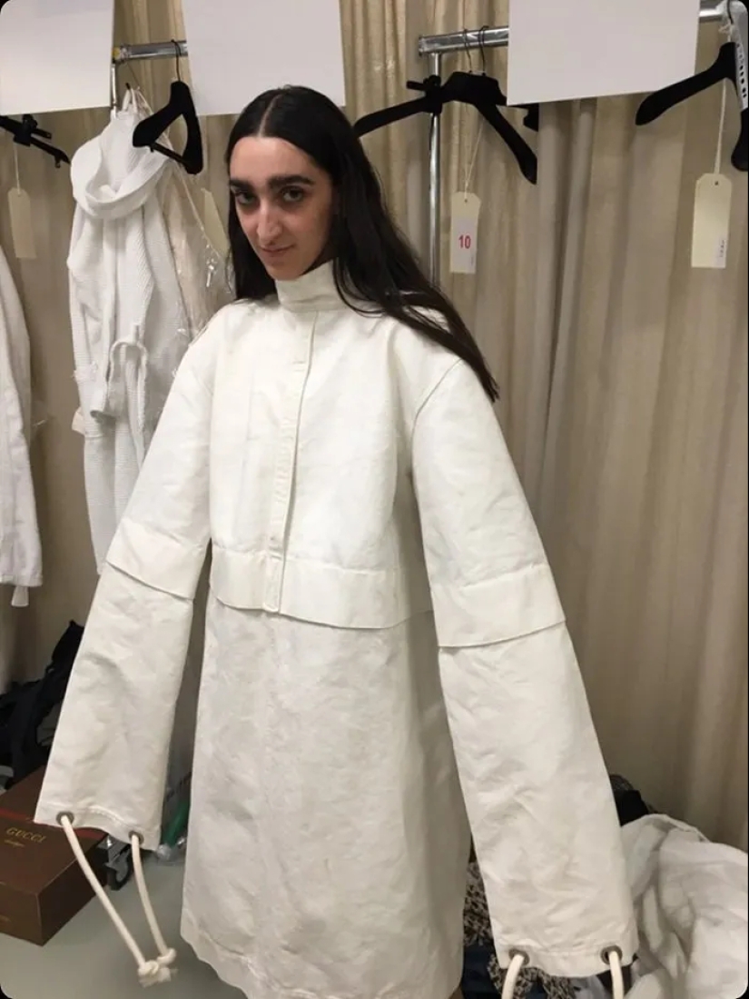 Armine Harutyunyan: why people love and hate a popular model from Armenia Armine Harutyunyan: why people love and hate a popular model from Armenia