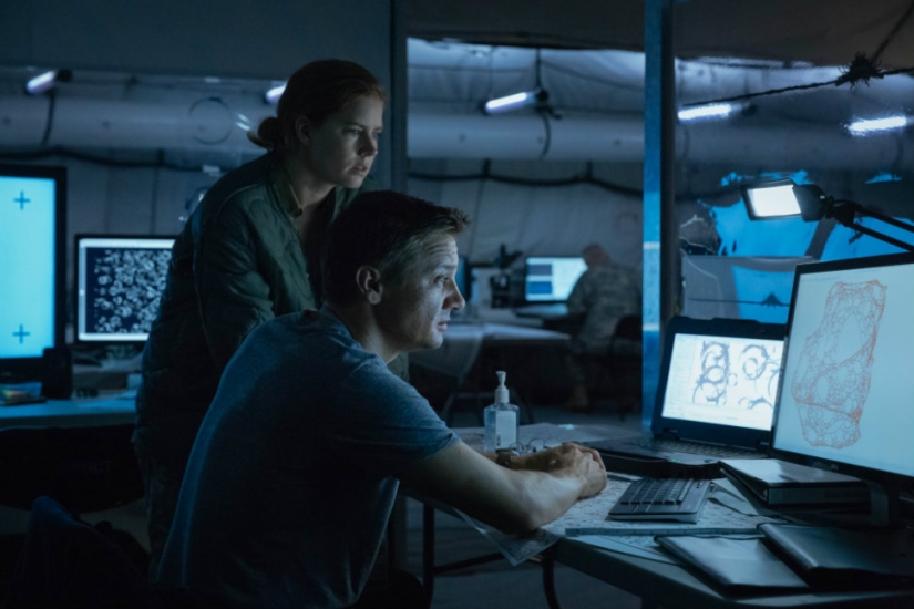 "Arrival": why sci-fi thriller about the alien invasion of Russia is the story of your life "Arrival": why sci-fi thriller about the alien invasion of Russia is the story of your life