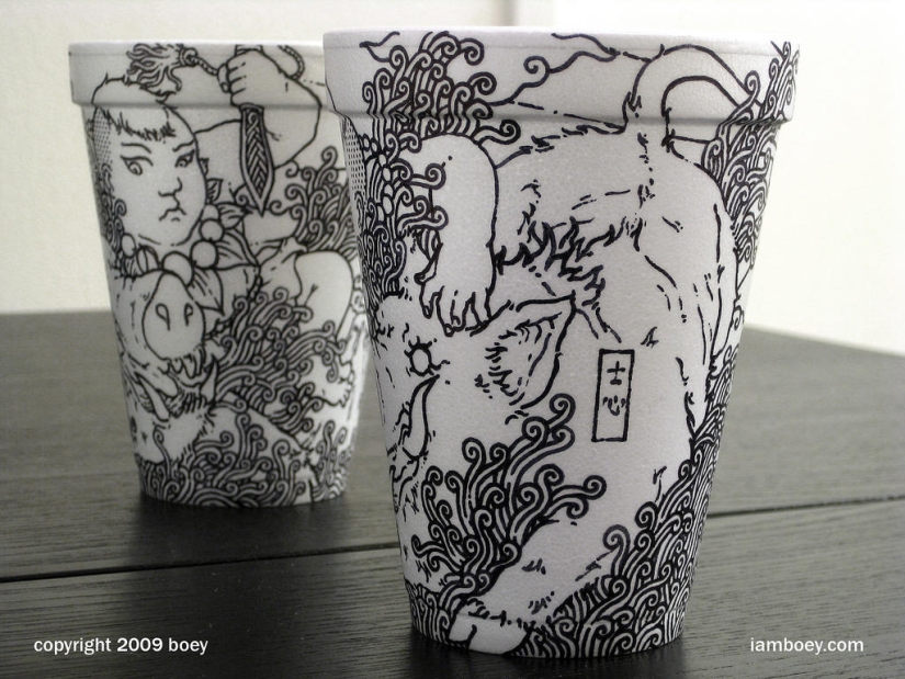 Art on coffee cups Art on coffee cups