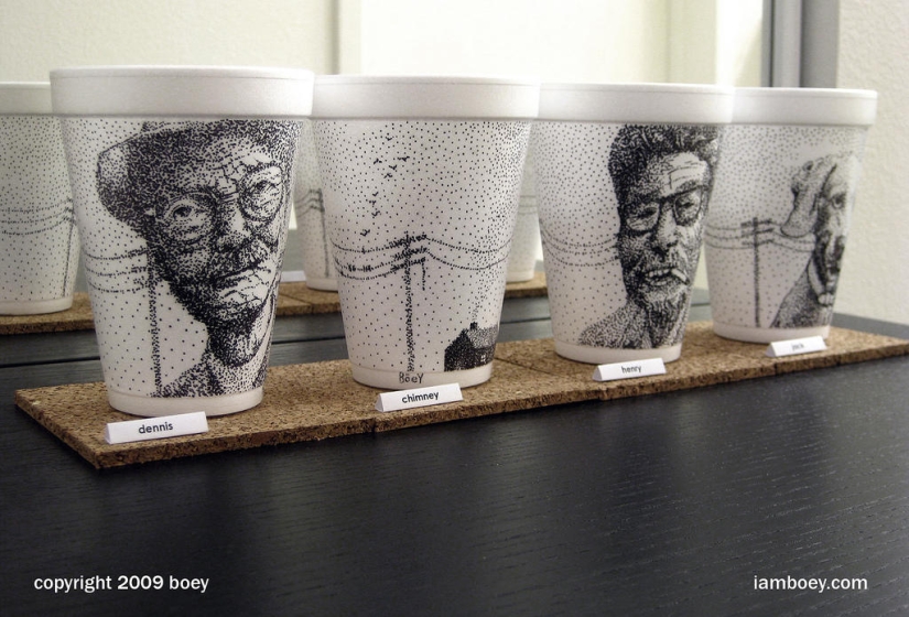 Art on coffee cups Art on coffee cups