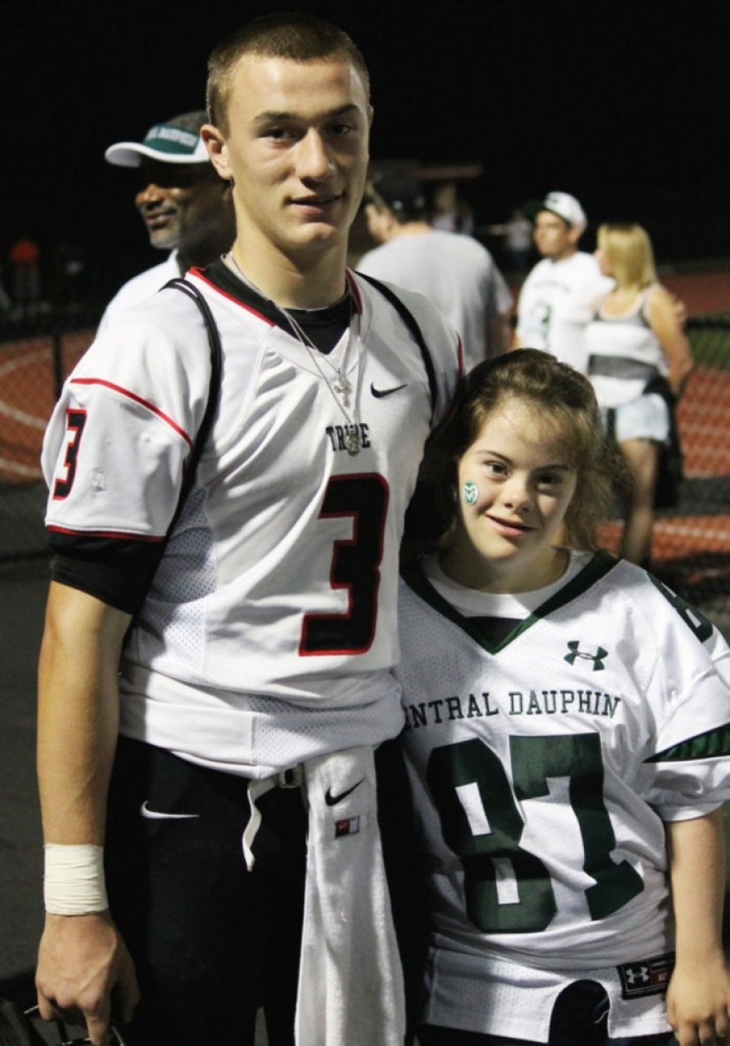 As a child, he made a promise to a girl with Down syndrome. And 7 years later he kept it! As a child, he made a promise to a girl with Down syndrome. And 7 years later he kept it!