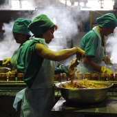 Así es como se hacen las conservas.