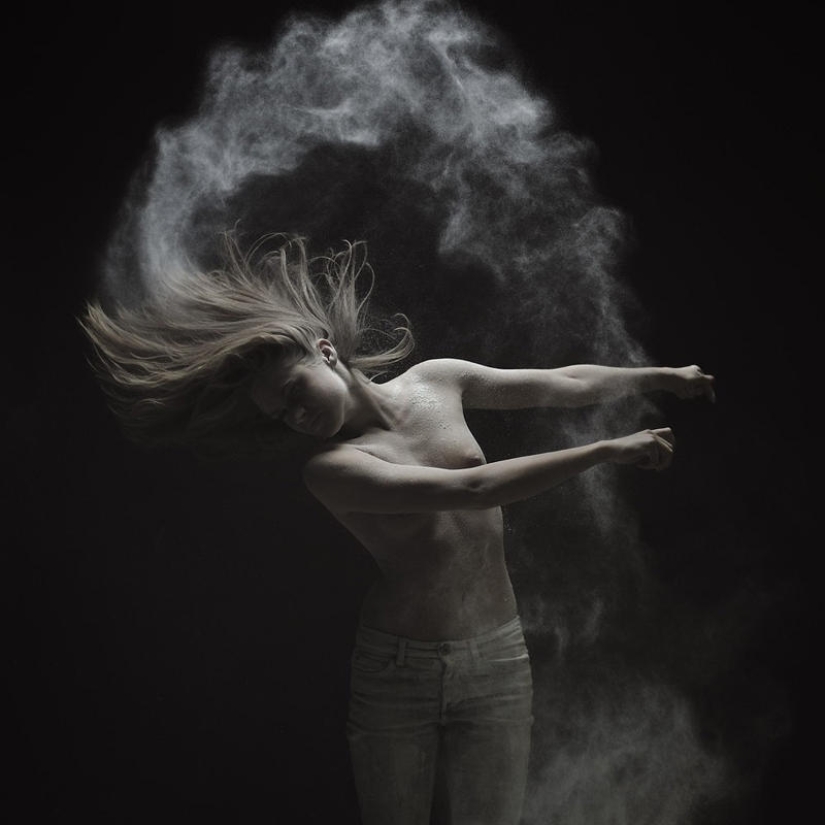 Ashes — non-trivial erotica by Olivier Valsecchi Ashes — non-trivial erotica by Olivier Valsecchi