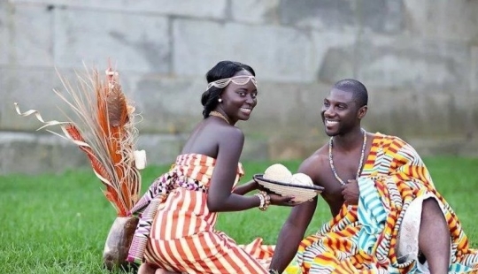 Asistente debajo de la cama y la noche con la tía de la novia: extrañas tradiciones matrimoniales de las tribus africanas