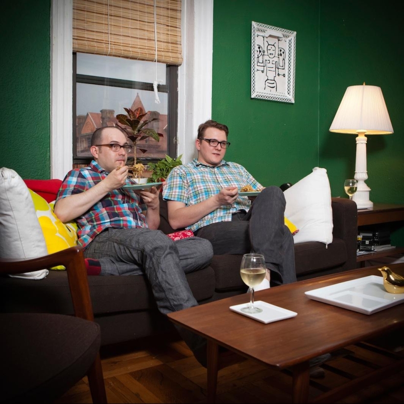 At dinner - how modern New Yorkers consume their food At dinner - how modern New Yorkers consume their food