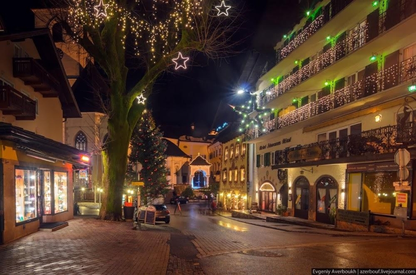 Austrian Christmas story. Night lights of St. Gilgen