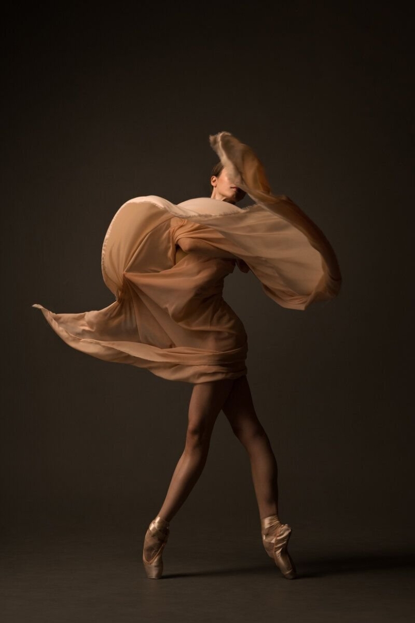 Bailarinas y gimnastas profesionales: 15 fotos sinceras sin vulgaridad (16+) Bailarinas y gimnastas profesionales: 15 fotos sinceras sin vulgaridad (16+)