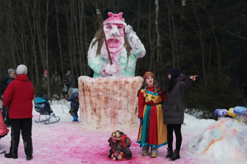 "Bakshevskaya Maslitsa" en un claro secreto en la región de Moscú