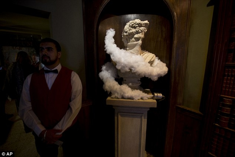 Banksy opened a hotel with the "worst view in the world" — the wall between Israel and Palestine