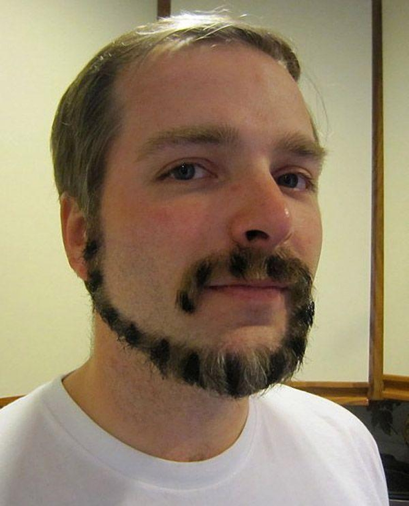 Barbas inusuales que seguramente llamarán la atención. Barbas inusuales que seguramente llamarán la atención.