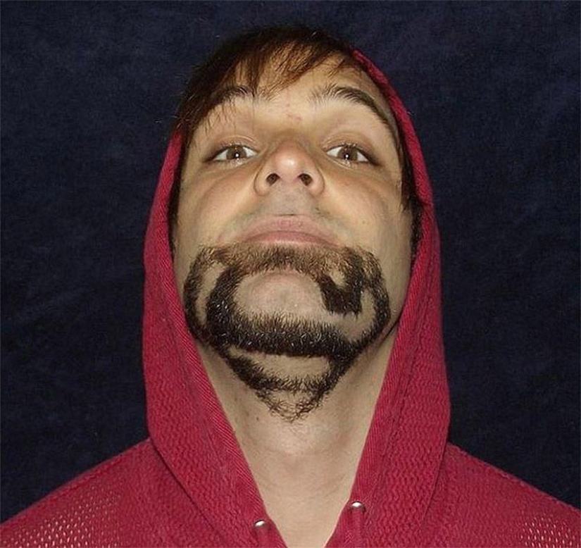 Barbas inusuales que seguramente llamarán la atención. Barbas inusuales que seguramente llamarán la atención.