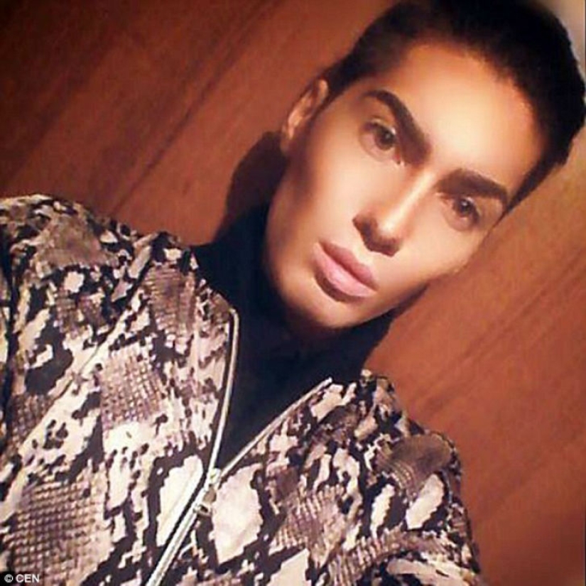 Barbies búlgaras y Ken juran que son todas naturales