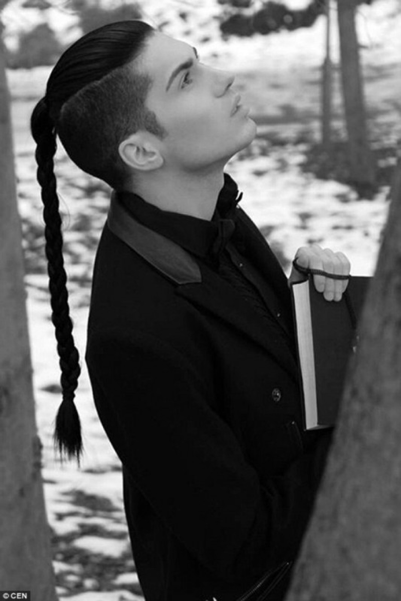 Barbies búlgaras y Ken juran que son todas naturales