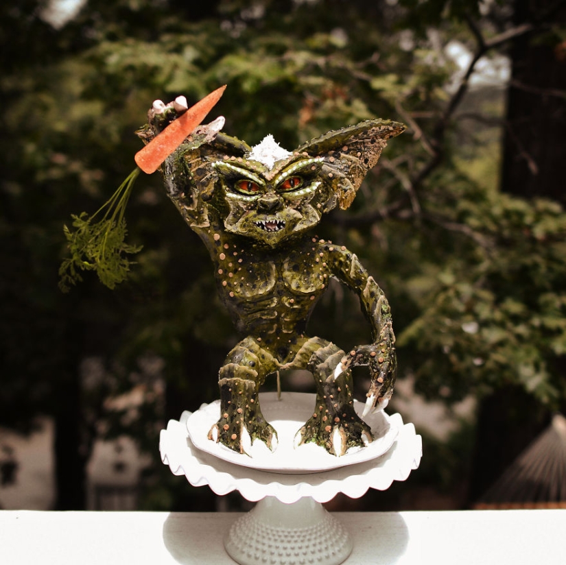 Batalla de dos gremlins comestibles
