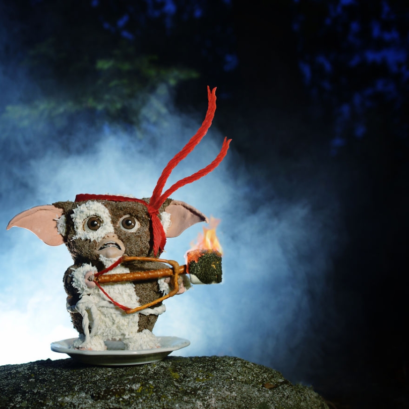 Batalla de dos gremlins comestibles