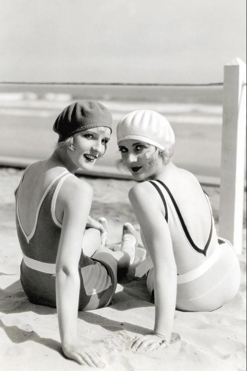Beach fashion of the 20-30s of the XX century