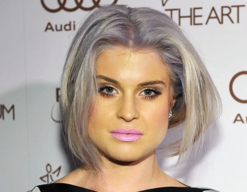 Beauty is a terrible force. A selection of the most ridiculous celebrity makeup