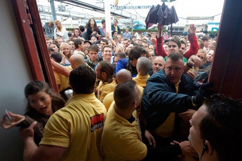 Beer Marathon: The 180th Oktoberfest is in full swing! Beer Marathon: The 180th Oktoberfest is in full swing!