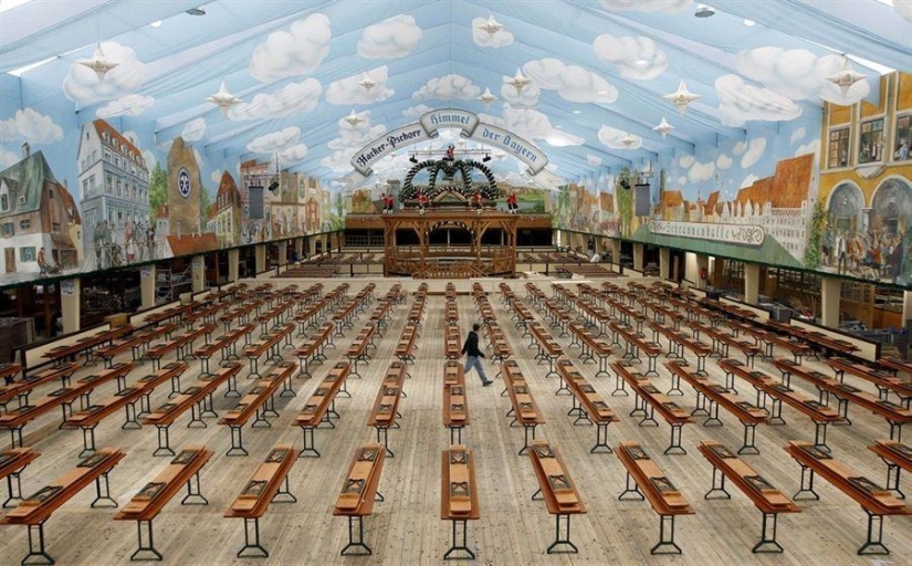 Beer Marathon: The 180th Oktoberfest is in full swing! Beer Marathon: The 180th Oktoberfest is in full swing!