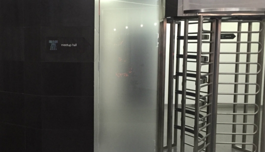 Behind seven locks: How a hosting and cloud services provider works