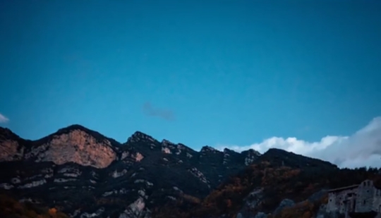 Behind The Scenes: 11 Creative Photography Tricks Revealed By Jordi Koalitic Behind The Scenes: 11 Creative Photography Tricks Revealed By Jordi Koalitic