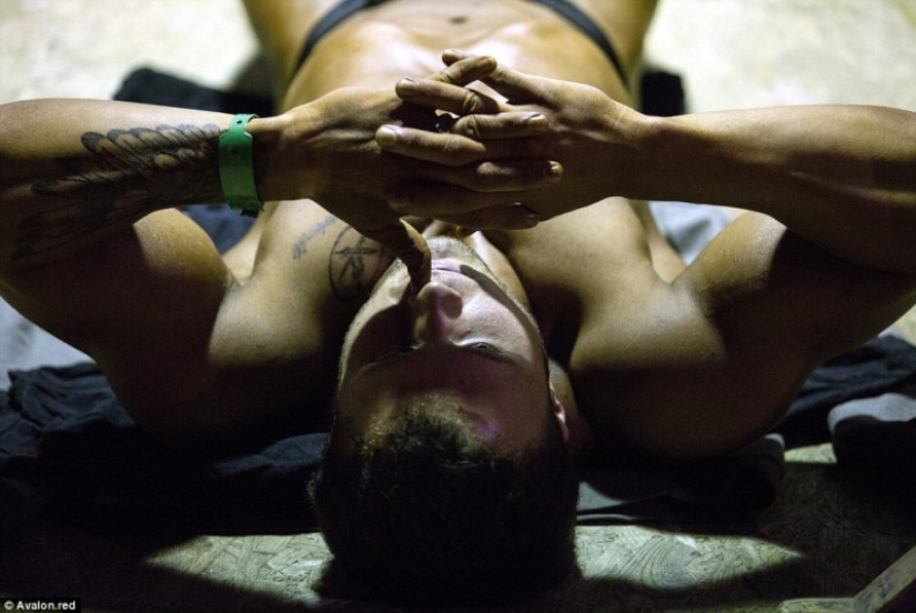 Behind the scenes of the filming of the movie "Halloween" — horror classics