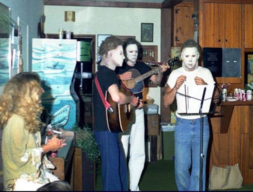 Behind the scenes of the filming of the movie "Halloween" — horror classics