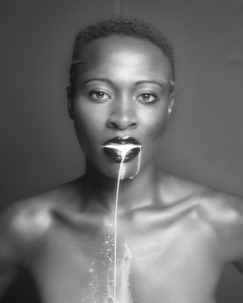 Belleza desnuda en Austria: desnudo en blanco y negro por Sylvia Bloom Belleza desnuda en Austria: desnudo en blanco y negro por Sylvia Bloom