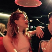 Bellezas y especialistas en TI: las estrellas ahora se están enamorando de las startups y los"nerds"