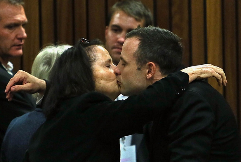 Best Kisses - 2014 Best Kisses - 2014
