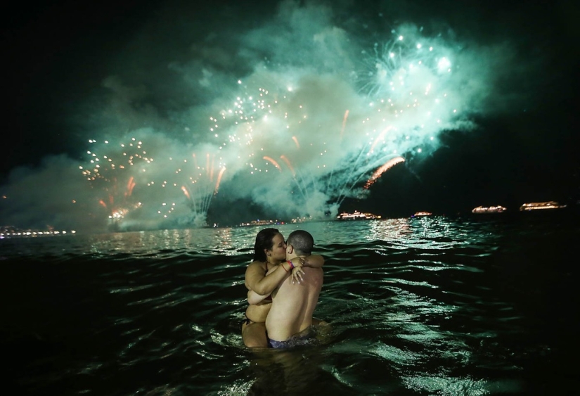 Best Kisses - 2014 Best Kisses - 2014