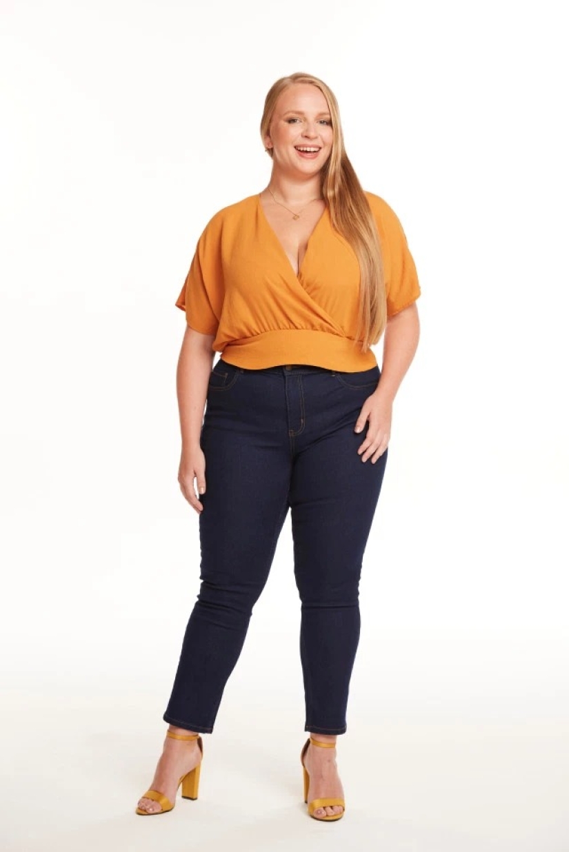 Big breasts are big problems: owners of a luxurious bust complain of constant discomfort