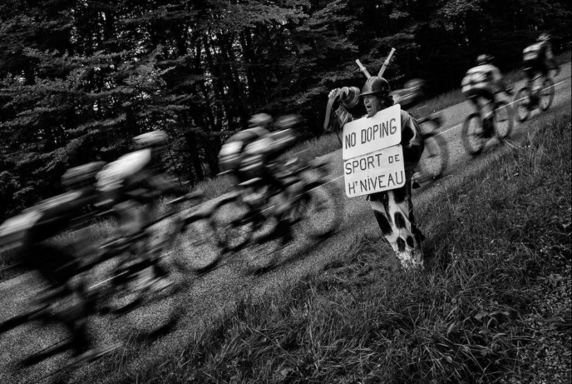 Black and white moments of the "Great Loop" Black and white moments of the "Great Loop"