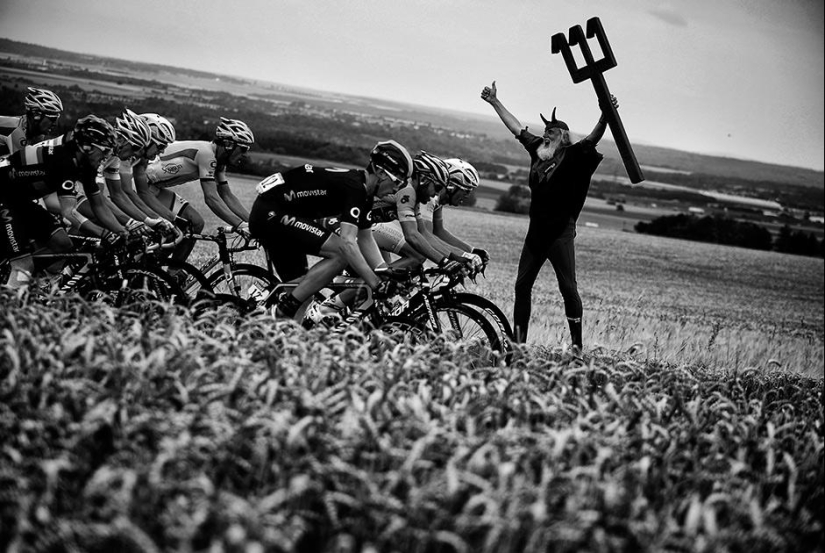 Black and white moments of the "Great Loop" Black and white moments of the "Great Loop"