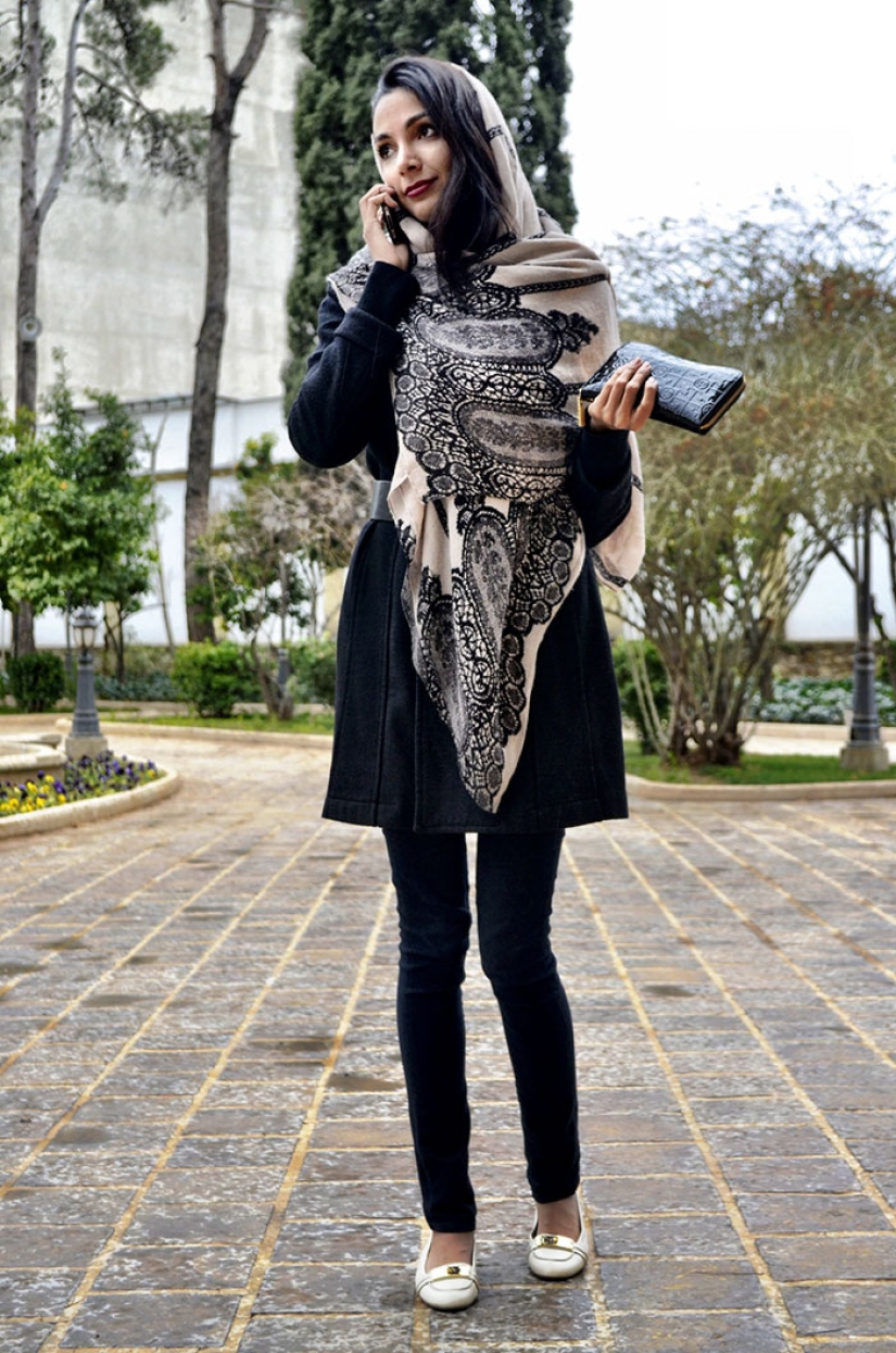 Bold Iranian fashionistas in sneakers destroy stereotypes