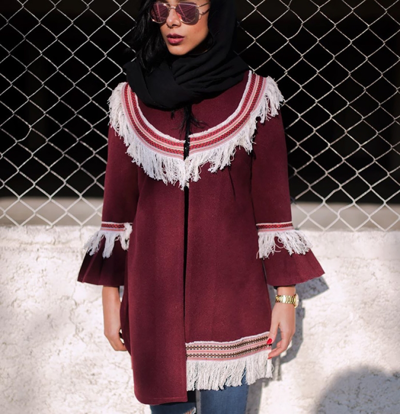 Bold Iranian fashionistas in sneakers destroy stereotypes