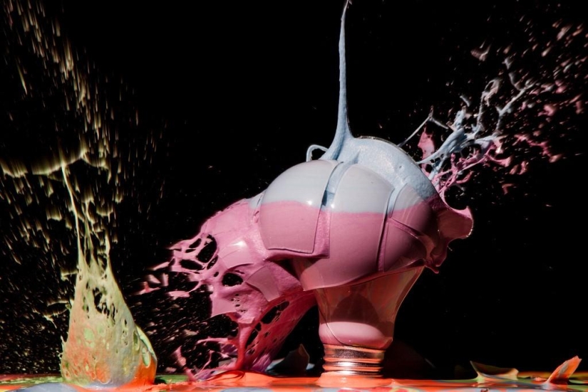 &quot;Bombillas explosivas como sedante&quot;: una receta de John Smith