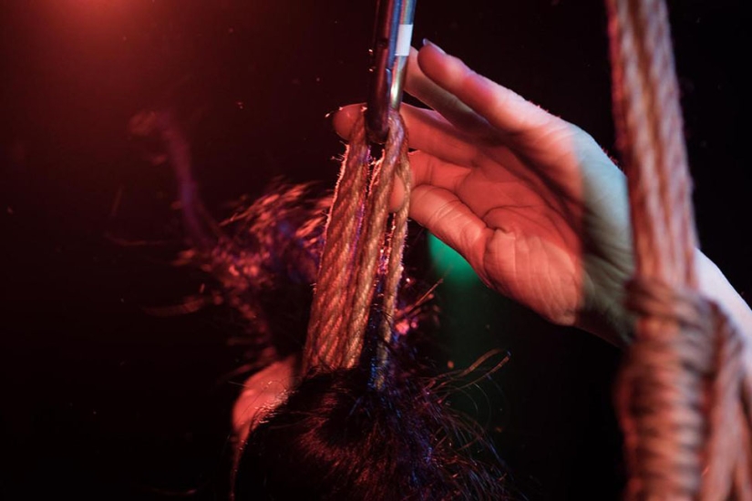 Bondage en japonés: una mujer australiana conquista la escena de un espectáculo prohibido en la Tierra del Sol Naciente