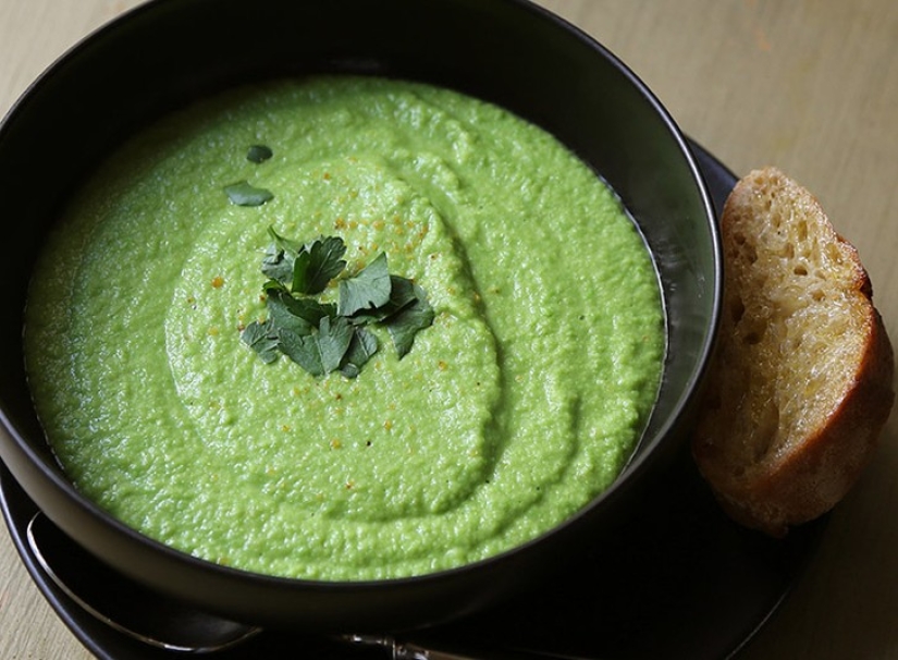 Brillante alboroto de primavera: 5 sopas de primavera simples y sabrosas en media hora