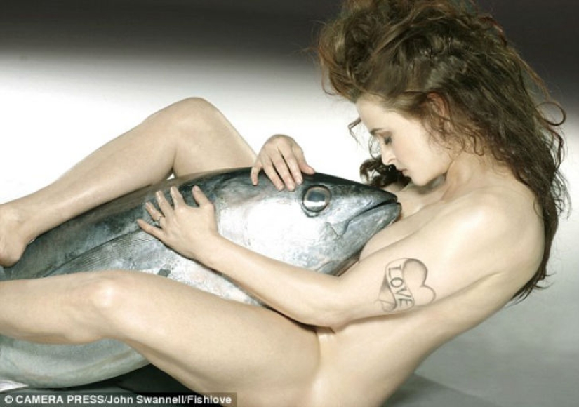 British celebrities undress in defense of the herring
