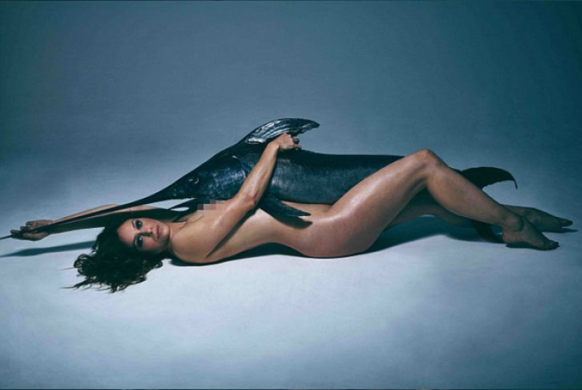 British celebrities undress in defense of the herring
