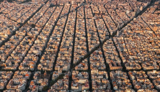 British Pilot Combines His Love For Flying And Photography To Capture Beautiful Places In The World