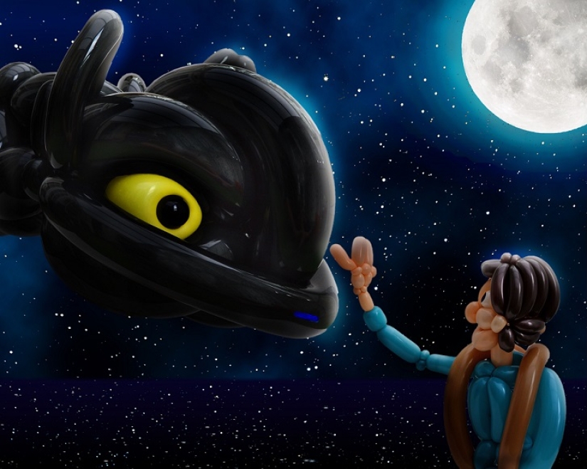 Británico recrea escenas de películas con globos Británico recrea escenas de películas con globos