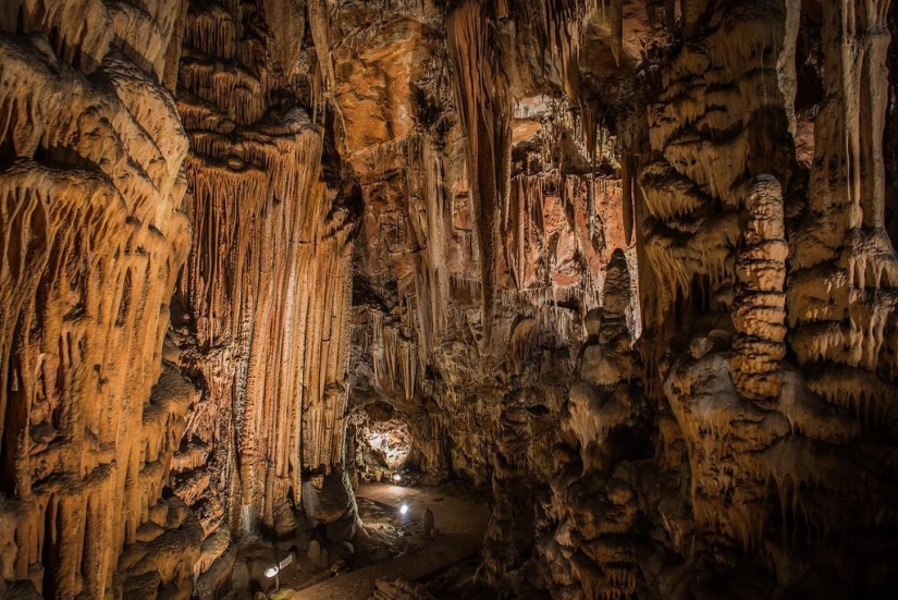 Bulgaria: Syeva Dupka Cave